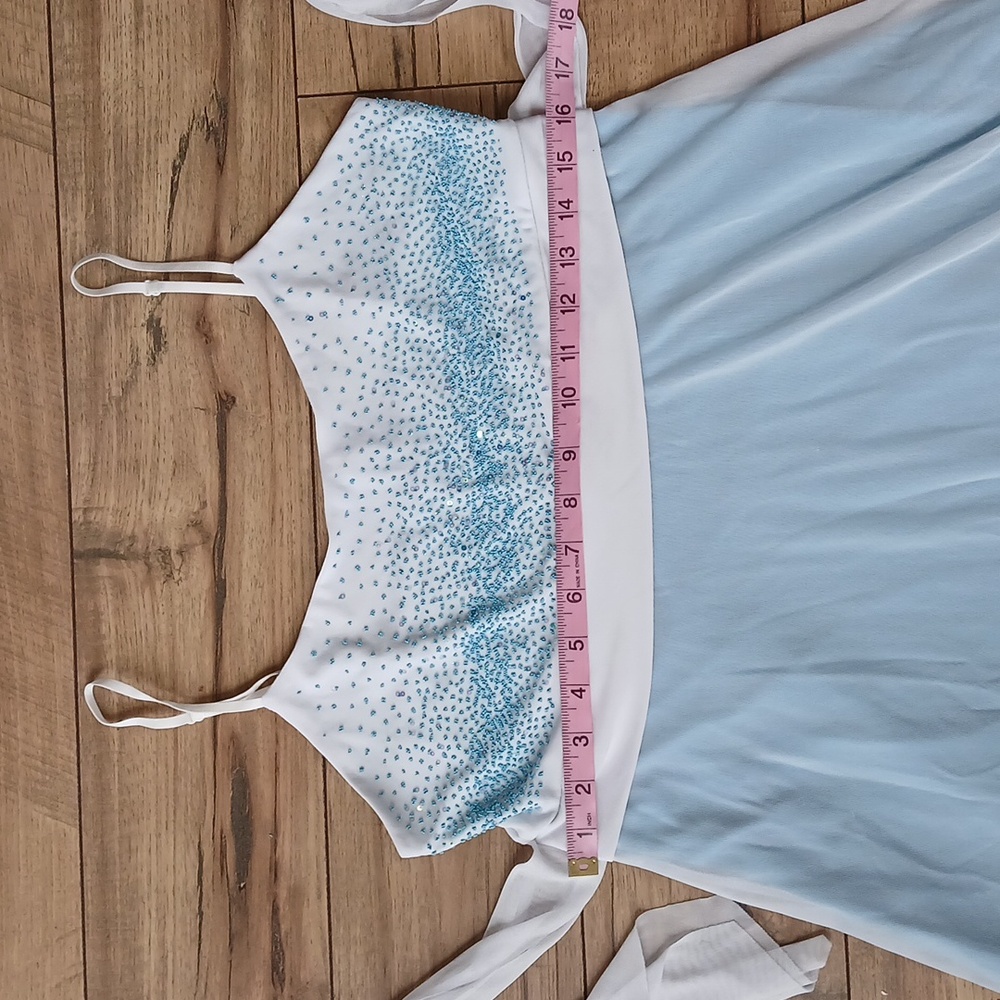 Blue And White Embellished Asymmetral Dress. Size M - Picture 16 of 17